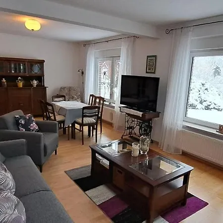 Nyaraló Ferienhaus Oma Dora